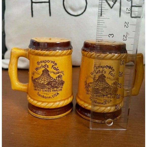 1974 World's Fair Spokane, USA Salt & Pepper Ceramic Mug Shaker Set, Japan - Picture 6 of 7
